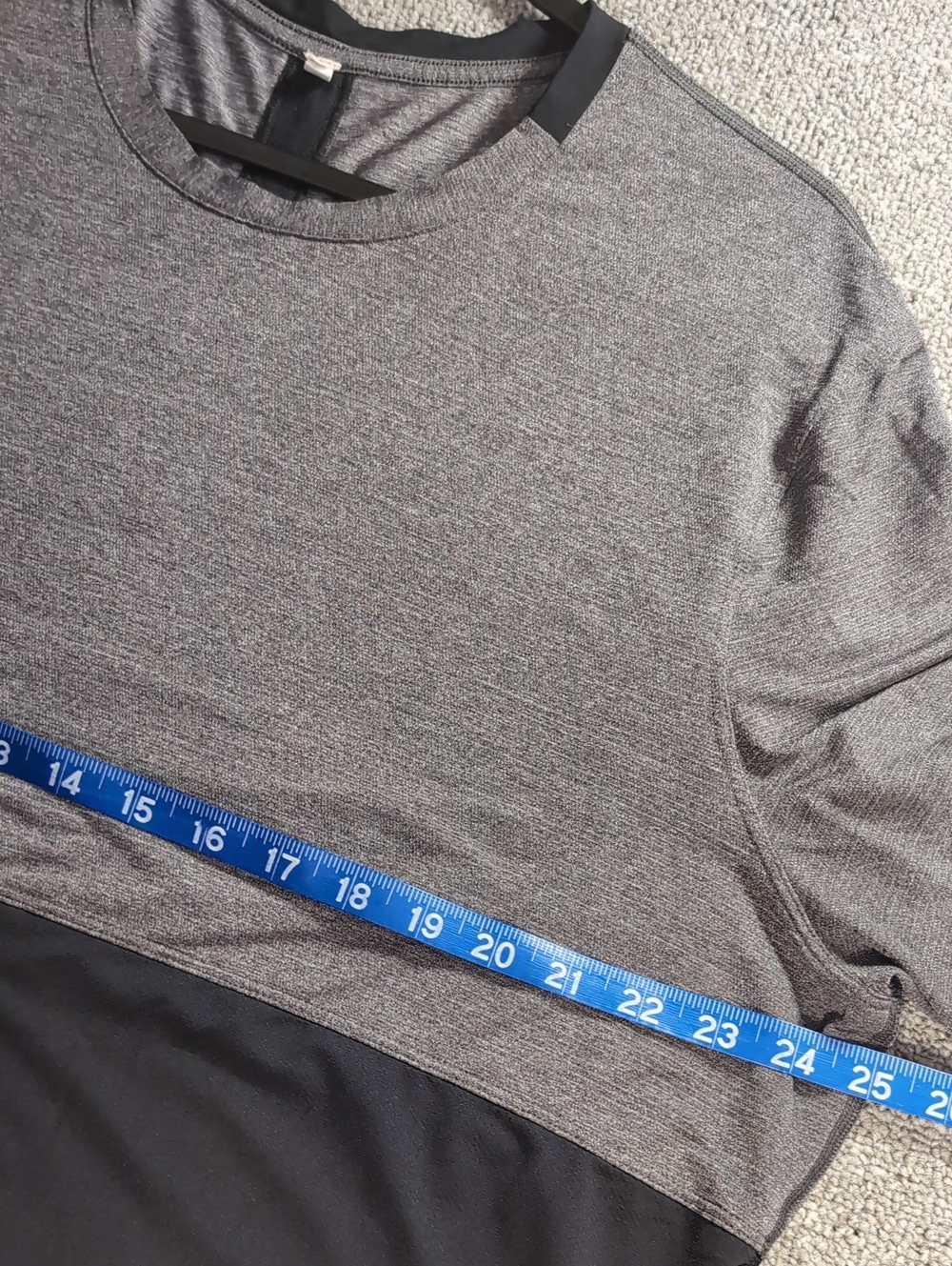 Lululemon Precise Tee Mesh Size XXL in Gray/Black Workout Running Gym - Picture 9 of 10